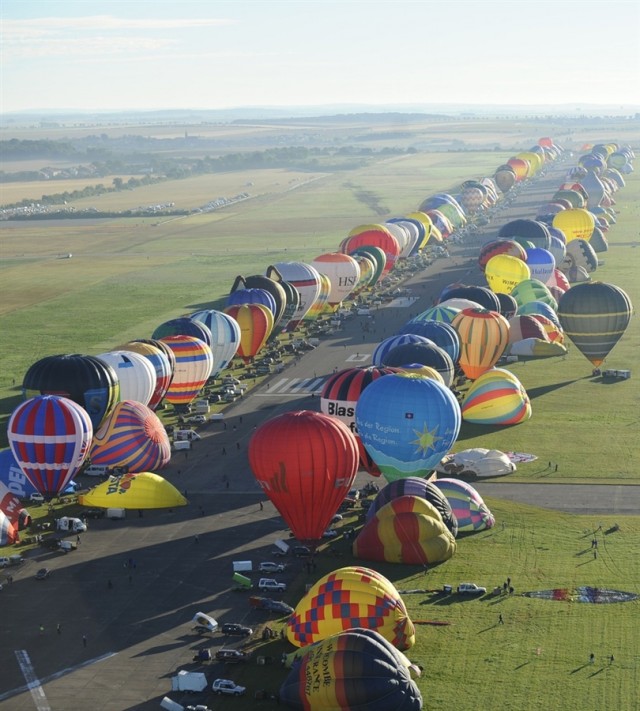 Mondial Air Ballons : 456 montgolfières dans le ciel - record battu !