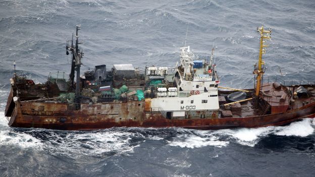 Naufrage d'un chalutier dans l'Extrême-Orient russe: au moins 54 morts