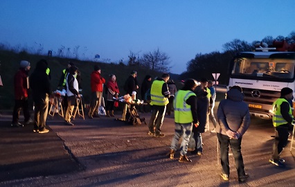Rassemblement citoyen des anti-knauf et des gilets jaunes à Illange ce matin