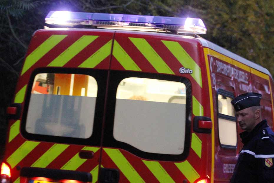 Théding : un motard se tue sur la D910