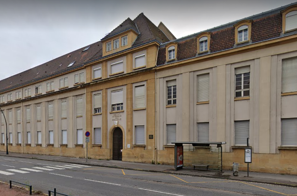 Thionville : des jets de pétard et des « Allah Akbar » devant un lycée