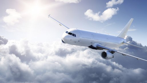 Un avion fait demi-tour pour une raison particulière