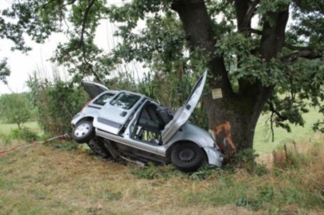Un homme de 37 ans perd la vie suite à une sortie de route